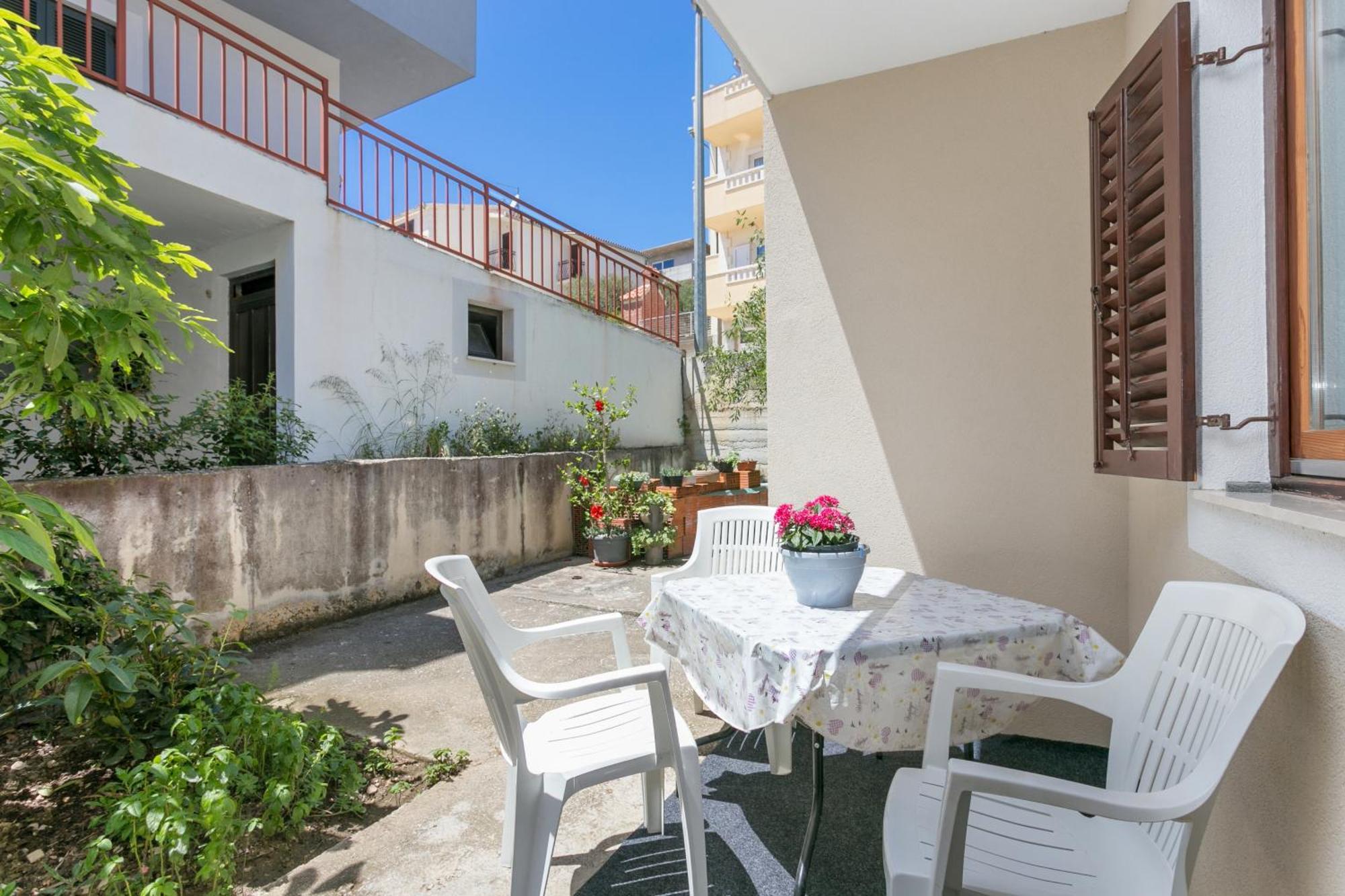 Apartments With A Parking Space Podstrana, Split - 17586 المظهر الخارجي الصورة