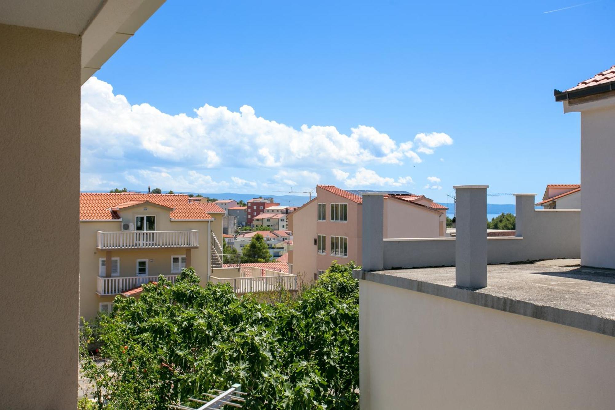 Apartments With A Parking Space Podstrana, Split - 17586 المظهر الخارجي الصورة